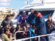 Immigrati: 2 italiani su 3 dicono basta agli sbarchi