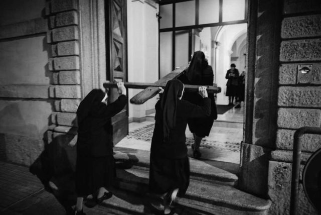 croce-di-lampedusa-e-piacenza-mostra-suggestiva-allalberoni