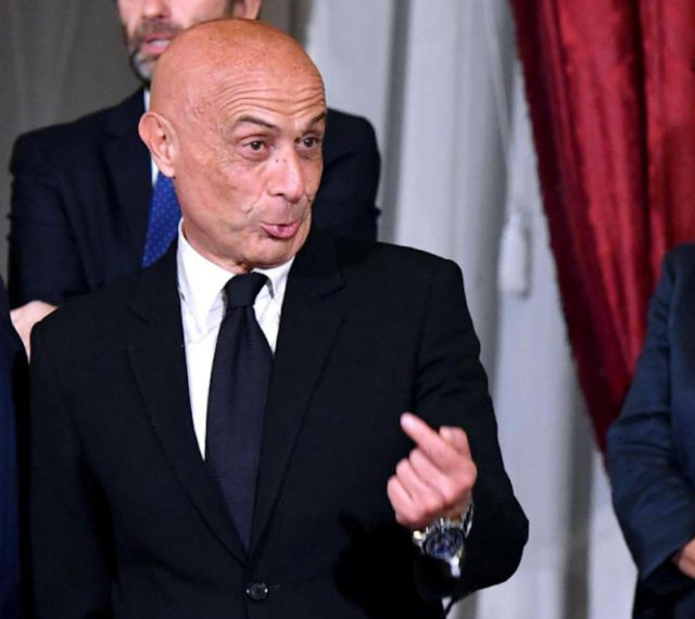 minniti-premier-piace-agli-italiani