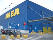 Ikea, scoppia il caso Corsico: licenziata una mamma separata con un bambino disabile ikea-scoppia-caso-corsico-licenziata-mamma-separata-figli-piccoli