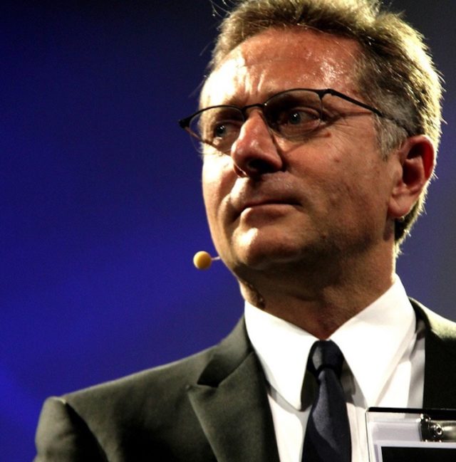 bonolis-stecca-con-music-indietro-tutta