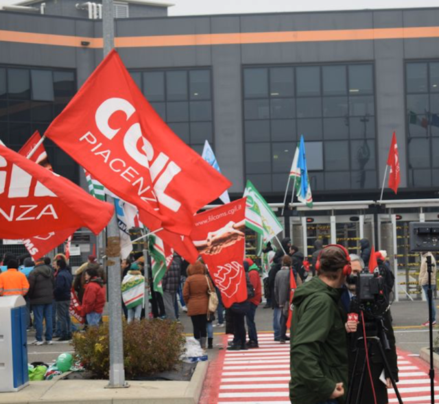 amazon-battuta-in-tribunale-reintegrata-mamma-licenziata-piacenza