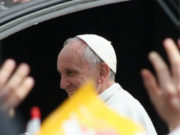 Papa Francesco: in calo la popolarità del Pontefice. Come mai? papa-francesco-calo-popolarita-come-mai