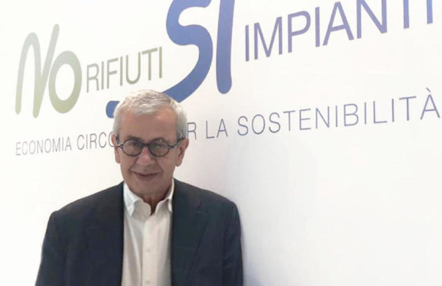 rifiuti-emergenza-chicco-testa