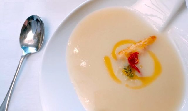 luce-e-colori-a-tavola-libro-per-nutrire-damore-nostri-figli