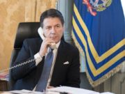 Conte, che flop in tv: mangerà il panettone a Palazzo Chigi? conte-flop-in-tv-mangera-panettone