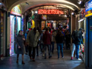 Un uomo forte al potere: perché piace alla metà degli italiani? un-uomo-forte-al-potere-perche-piace-alla-meta-degli-italiani