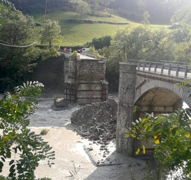 ponte-lenzino-bonaccini-foti-rancan-reazioni-crollo-piacentino