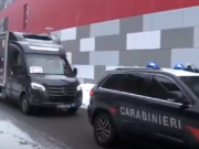 Vaccini: quel piccolo furgone, i tempi lunghi e il Covid che non molla vaccini-quel-piccolo-furgone-tempi-lunghi-e-covid-che-non-molla