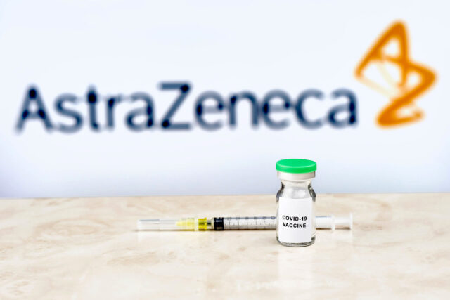 astrazeneca-anche-italia-vaccino-in-via-preferenziale-agli-over-60