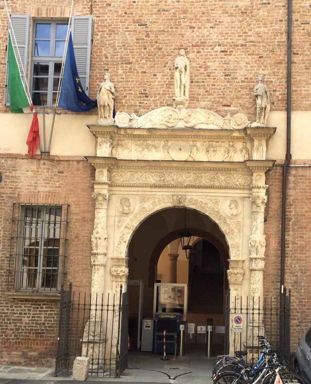 blocco-sfratti-tribunale-di-piacenza-rinvia-alla-corte-costituzionale-plauso-abi