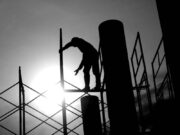 Lavoro nero: quanto vale, chi coinvolge e come impatta sugli infortuni? lavoro-nero-quanto-vale-chi-coinvolge-e-come-impatta-sugli-infortuni