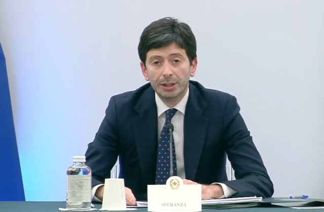 omicron-fa-paura-nuovo-decreto-stop-a-feste-in-piazza-discoteche-chiuse-e