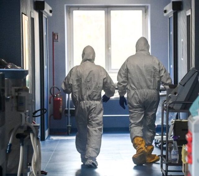 covid-record-assoluto-dei-contagi-da-inizio-pandemia-e-in-emilia-romagna