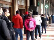 Covid, la variante Omicron accelera: guida al tampone giusto nel 2022 covid-variante-omicron-accelera-guida-al-tampone-giusto-2022