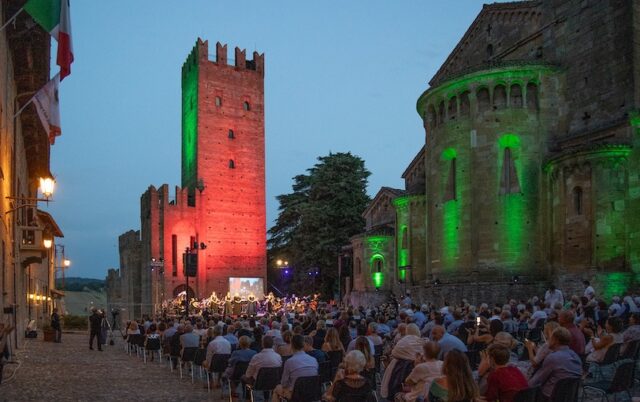 festival-illica-tutto-sulla-kermesse-estiva-castellarquato-tra-musica-e-cultura