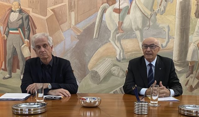 banca-di-piacenza-manzoni-verdi-per-omaggio-a-sforza-fogliani