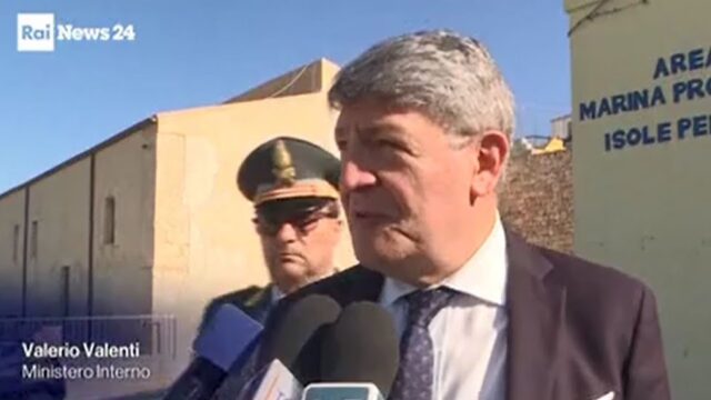 migranti-valenti-commissario-per-emergenza-centrosinistra-non-ci-sta