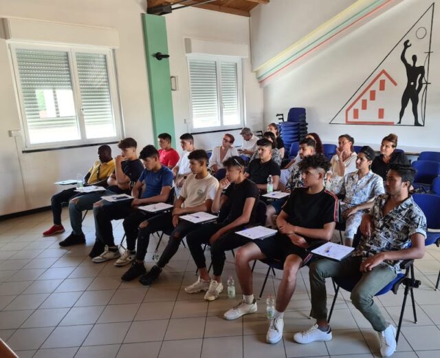 minori-stranieri-non-accompagnati-piacenza-fa-scuola-per-formazione-e-lavoro