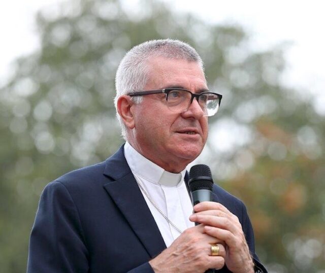 natale-2023-gli-auguri-del-vescovo-di-piacenza-adriano-cevolotto