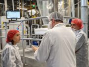 Gualapack: i vertici di Confindustria e Comune di Piacenza ospiti dell’azienda leader negli imballaggi