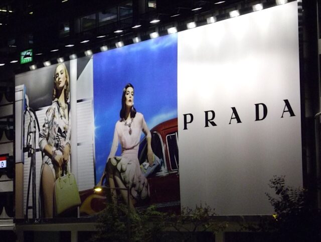 prada-punta-versace-nasce-maxi-polo-lusso-italiano