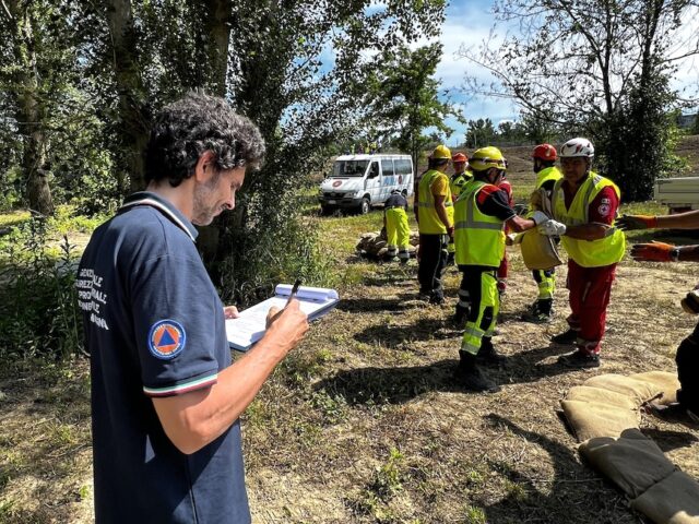 protezione-civile-in-emilia-romagna-formati-mille-volontari