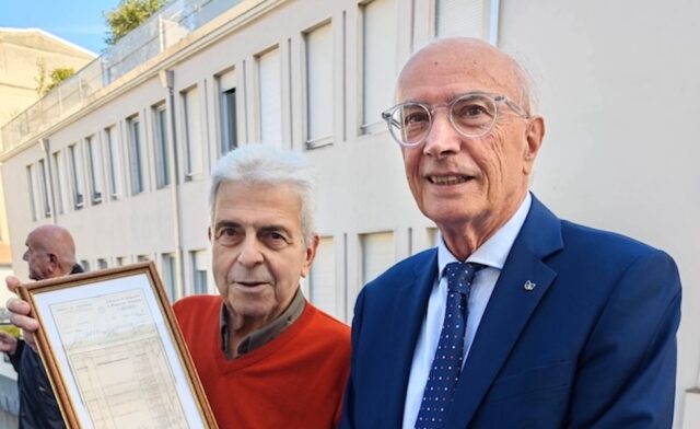 banca-di-piacenza-filiale-fiorenzuola-ha-festeggiato-65-anni-col-primo-risparmiatore