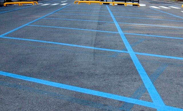 giunta-tarasconi-riprende-strisce-blu-da-piacenza-parcheggi-gps-e