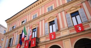 politica-e-logistica-il-caso-del-sindaco-di-piacenza