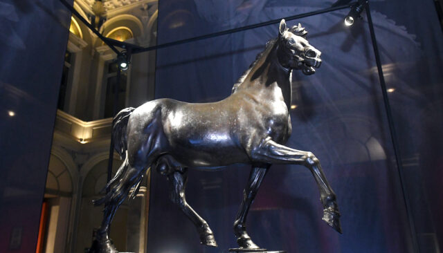 piacenza-e-i-suoi-cavalli-apre-mostra-dedicata-al-genio-del-mochi