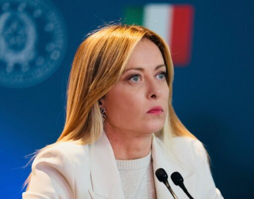 Giorgia Meloni tra pasticci interni, insulti russi e bocciature da Bruxelles giorgia-meloni-tra-pasticci-interni-insulti-russi-e-bocciature-da-bruxelles