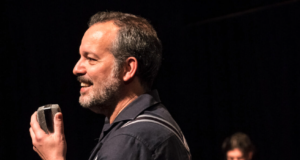 “Nel Blu” a Piacenza: Mario Perrotta racconta Domenico Modugno a Palazzo XNL nel-blu-a-piacenza-mario-perrotta-racconta-domenico-modugno-a-palazzo-xnl